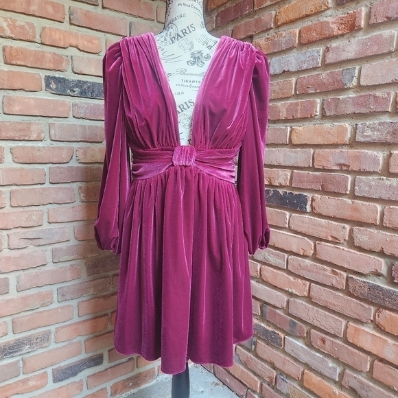 Gianni Bini Mariah 3/4 Sleeve Plunging V-Neck Velvet A-Line Dress Size 10 NWT - Picture 3 of 10